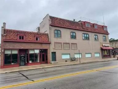 Main picture of 810 Erie Ave