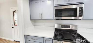Main picture of 1147 W 170th St