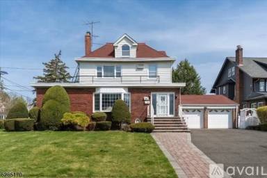 Main picture of 45 Beach St