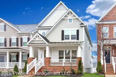 Main picture of 13826 Dovekie Ave