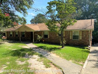 Main picture of 310 Ashby Way