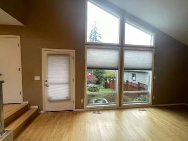 Main picture of 4128 SW Vesta St