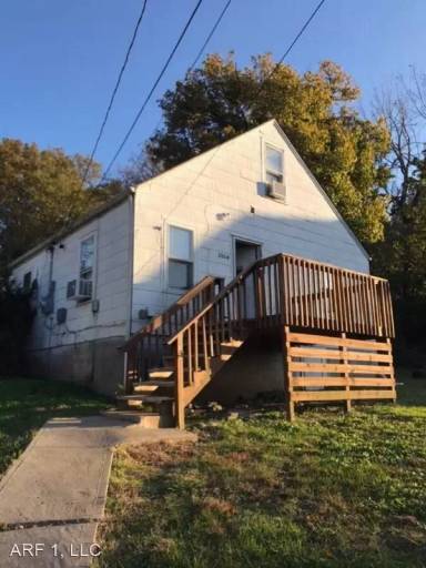 Main picture of 5804 NE Albany Ave