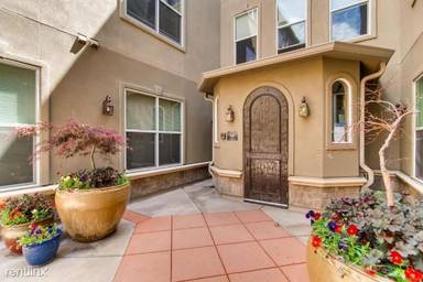 Main picture of 40 Madison St