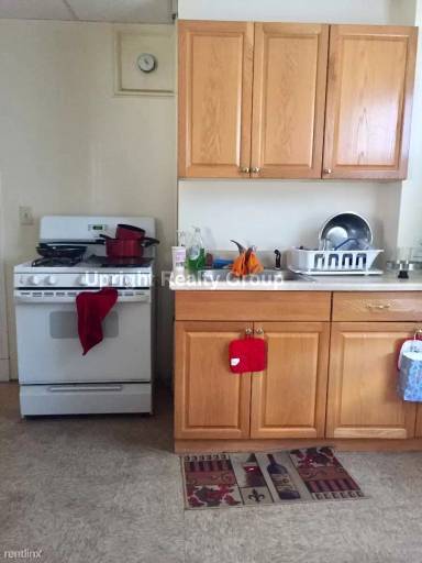 Main picture of 16 Shurtleff St