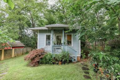 Main picture of 145 Hillside St