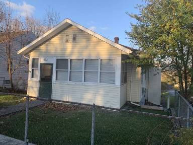 Main picture of 628 N High St