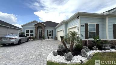 Main picture of 249 Oaklawn Ct