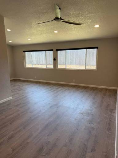 Main picture of 708 Meadow Way