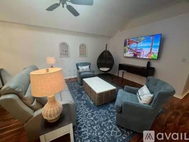 Main picture of 107 Adams Ave