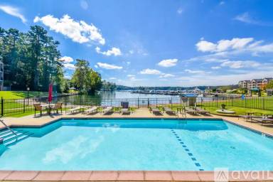 Main picture of 100 Harbor Pl