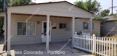 Main picture of 4570 W Center Ave