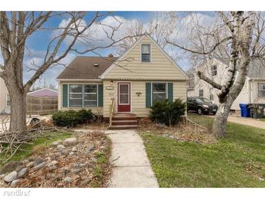 Main picture of 1165 Flandrau St