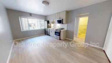 Main picture of 450 28th St