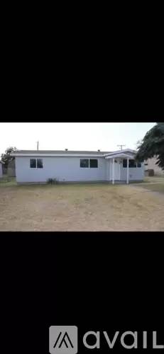 Main picture of 902 Autumn Ave