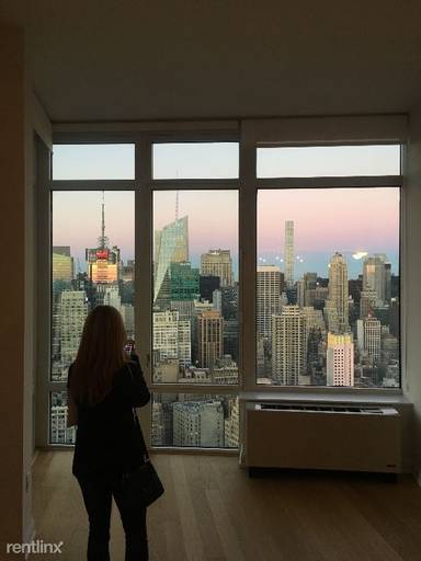 Main picture of 1226 Broadway