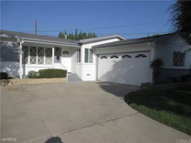 Main picture of 204 S Wayside Pl