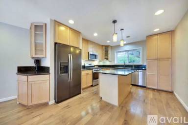 Main picture of 17740 Circle View Dr