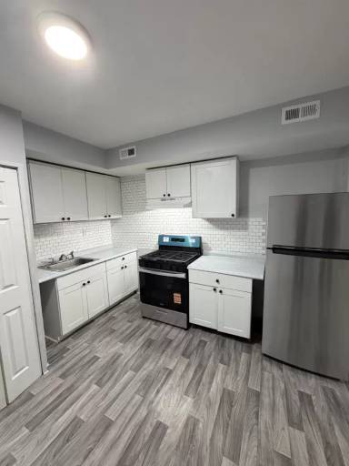 Main picture of 519 N Indiana Ave