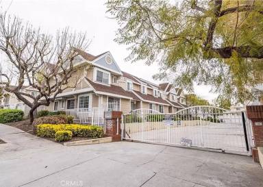 Main picture of 13750 Hubbard St
