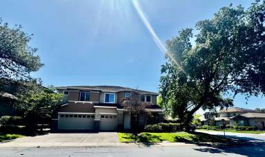 Main picture of 1902 Foster Way