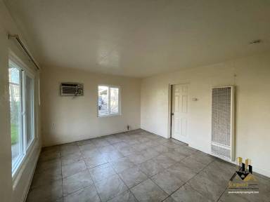 Main picture of 11 Coral Ln