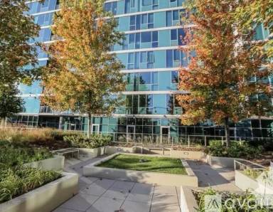 Main picture of Halsted Flats