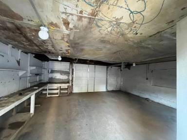Main picture of 2206 Lytle St