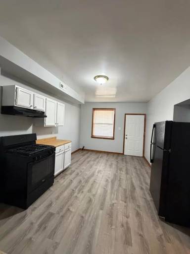 Main picture of 8136 S Marshfield Ave