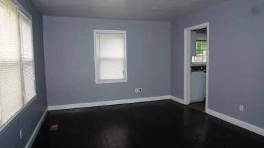 Main picture of 2064 Seneca Dr