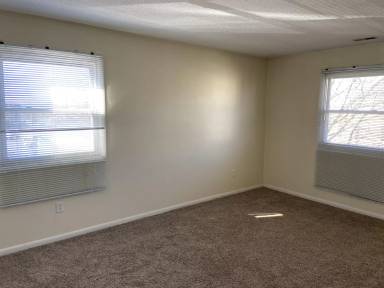 Main picture of 103 N Edgewood Dr