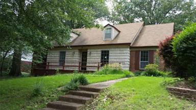 Main picture of 41 Viking Dr