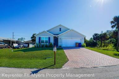 Main picture of 2281 Thurlow St
