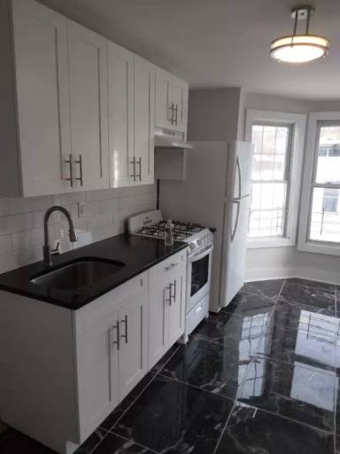 Main picture of 55 Chestnut St