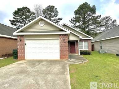 Main picture of 104 Rolling Woods Cir