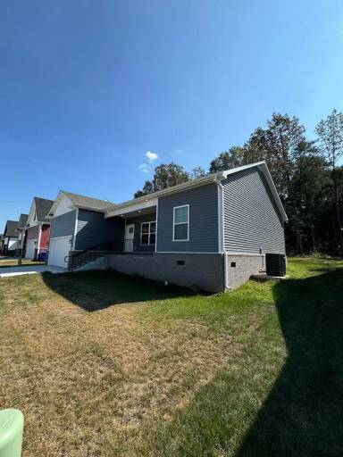 Main picture of 2733 Cedrus Ave