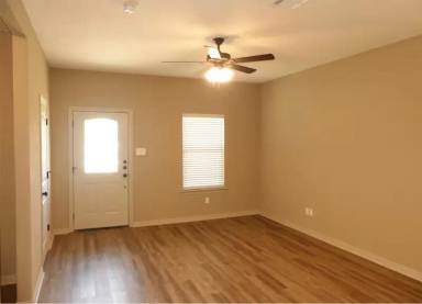 Main picture of 101 W Capps St; Rio Vista 76093 - D