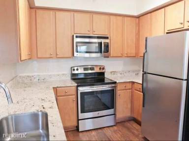 Main picture of 404 Rio Grande
