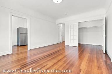 Main picture of 2890 California Street