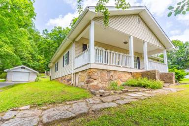 Main picture of 21959 River Canyon Rd