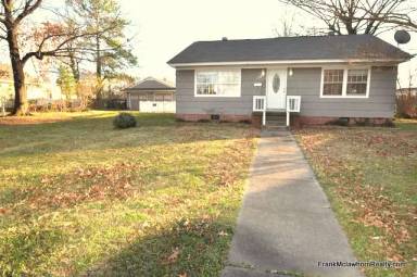 Main picture of 114 Wright Ave