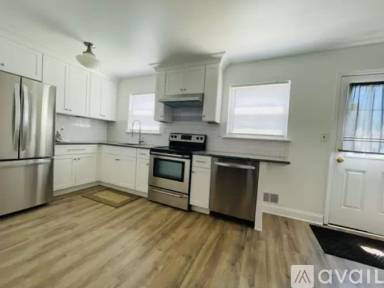Main picture of 36 Primrose Ln