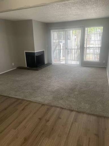 Main picture of 2401-27 E 55th Pl