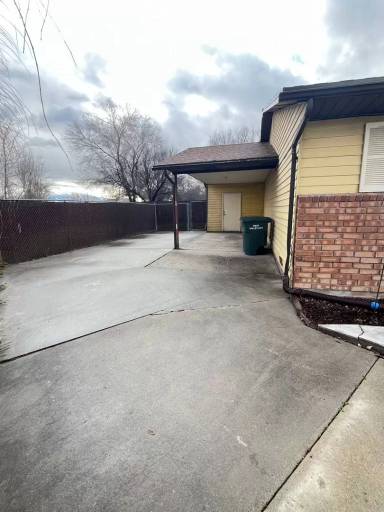 Main picture of 2803 W 2795 S