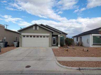 Main picture of 5013 Joe Castillo St