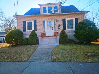 Main picture of 149 Walnut St