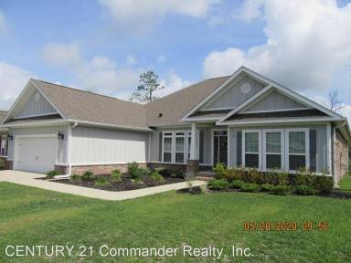 Main picture of 30 Fedora Dr