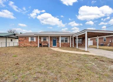 Main picture of 5213 Collins Dr