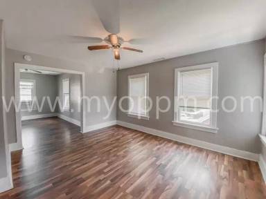 Main picture of 1911 Park Ave