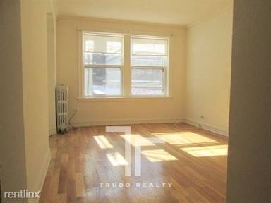 Main picture of Roscoe Apartments